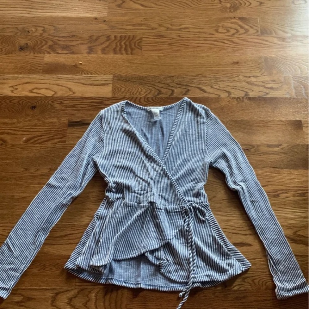 Never worn cute dress top